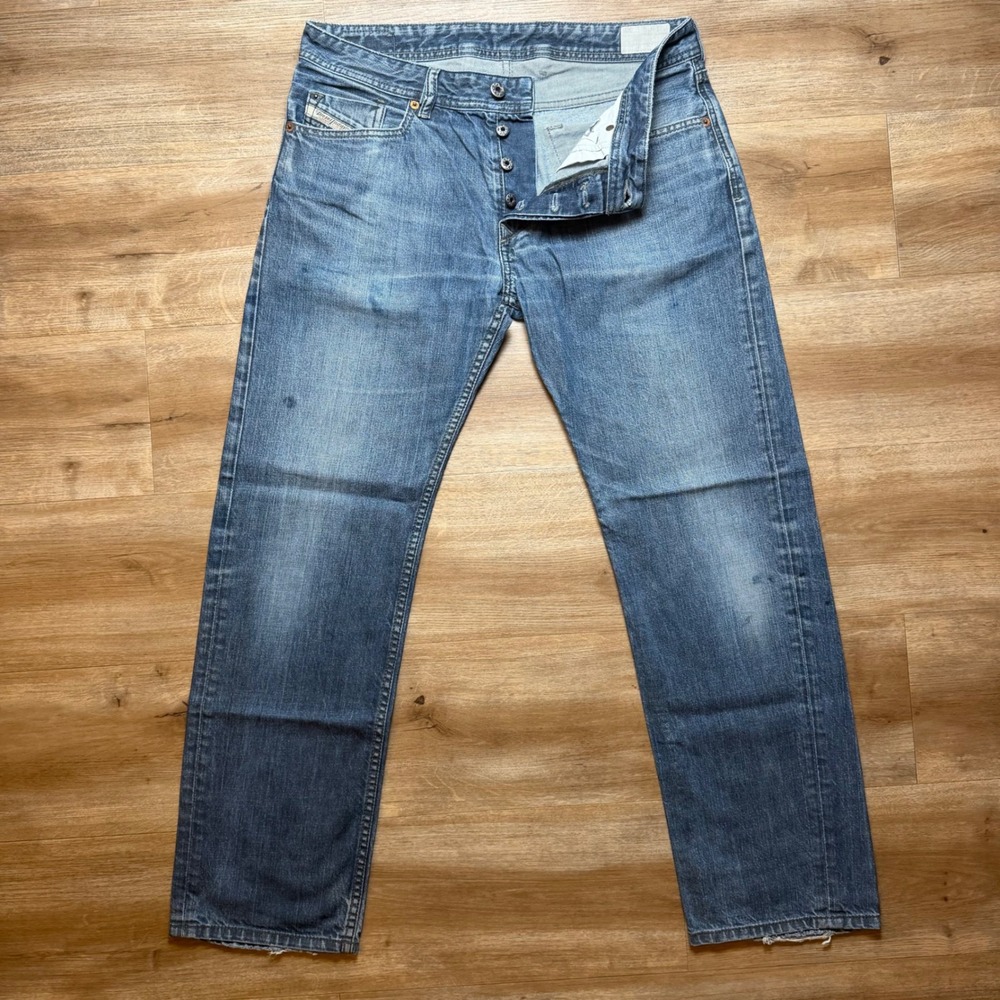 Diesel Waykee Jeans Mens 33x30 Blue Straight Leg Made in Italy Denim Wash 0088Z